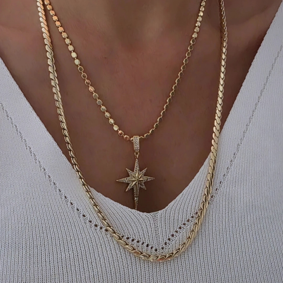 14 Ayar Altın Rengi Kutup Yıldızı Ezme Kolye