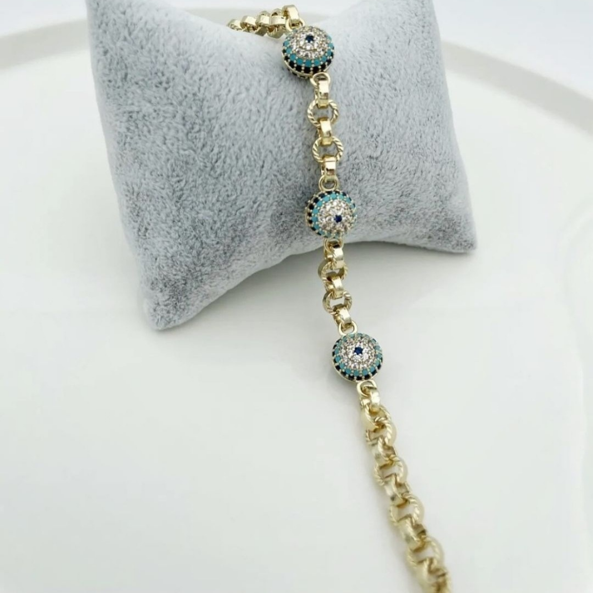 14 Ayar Altın Renkli Zirkon Taşlı Nazar Boncuk Bileklik