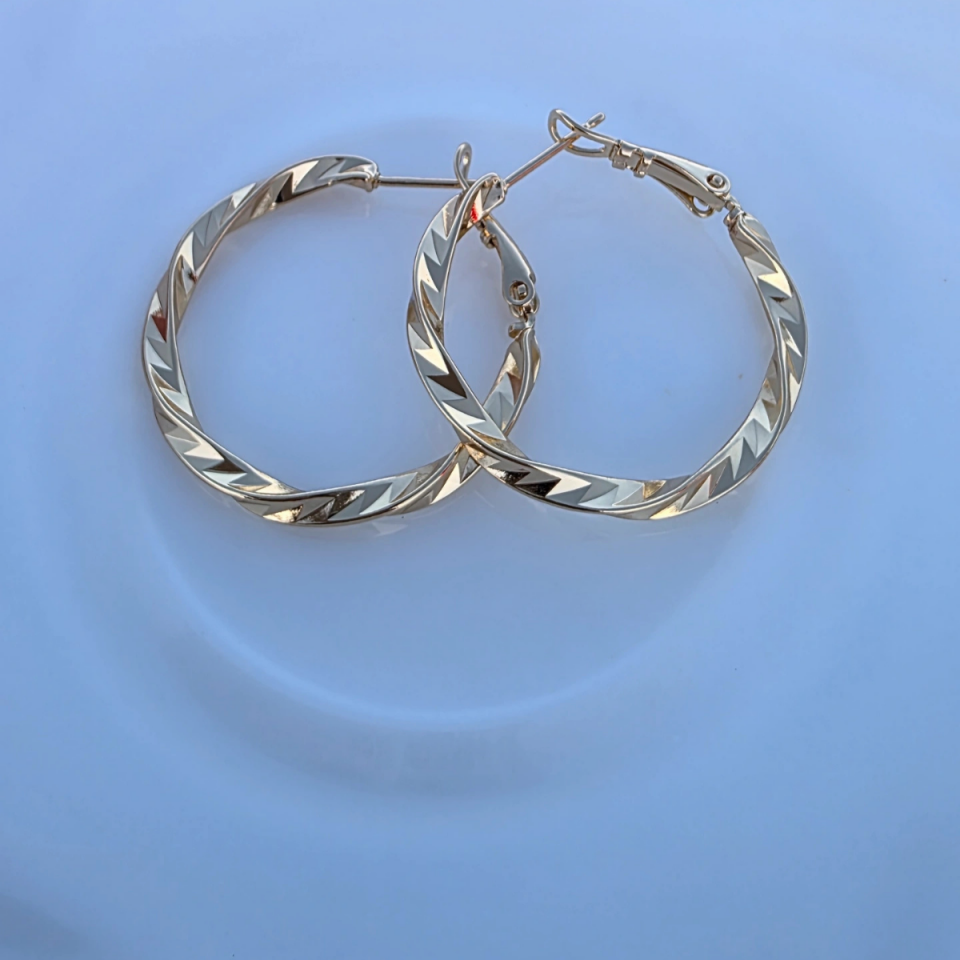 14 Ayar Altın Rengi Burgu Halka Küpe