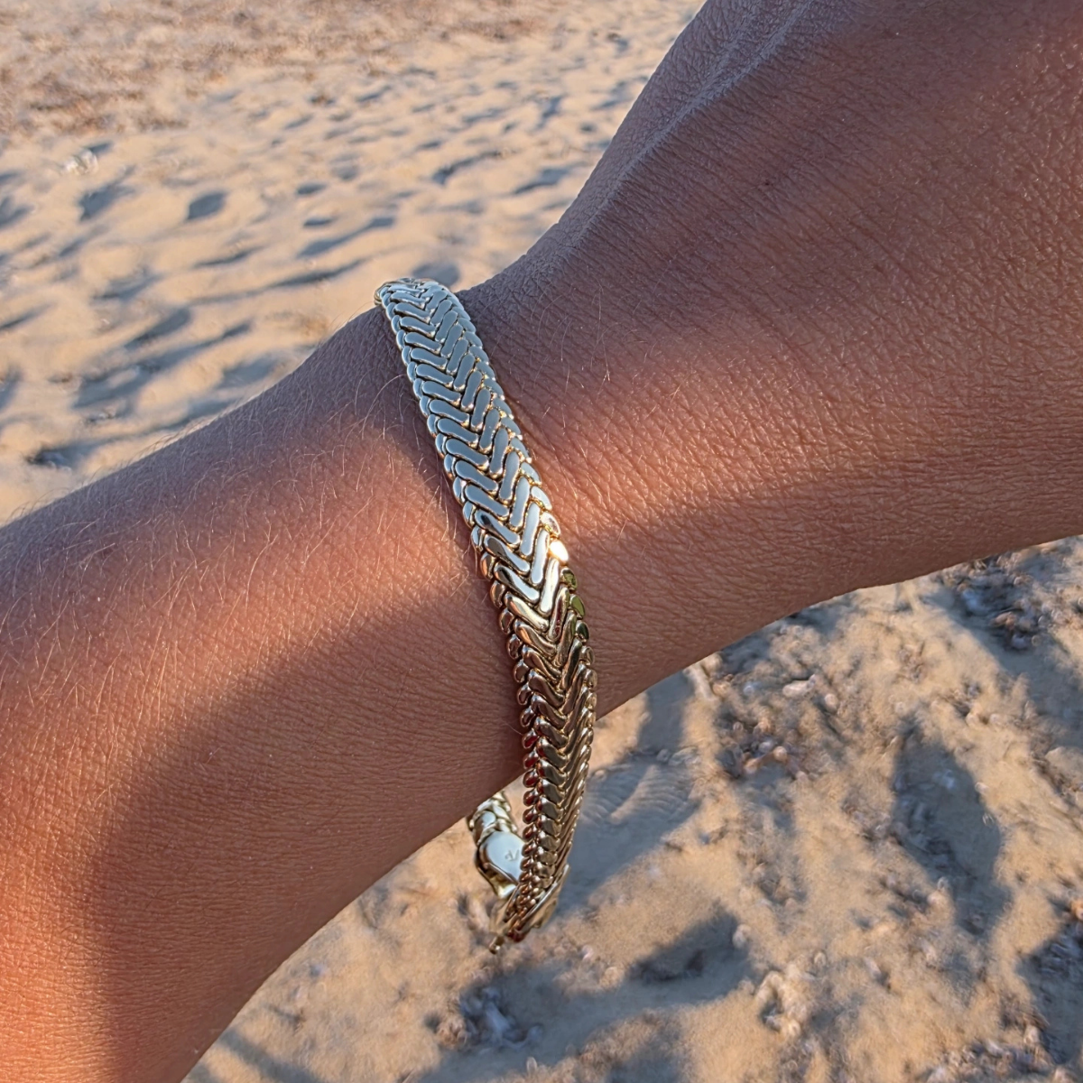 14 Ayar Altın Renkli Kalın Balıksırtı  Zincir