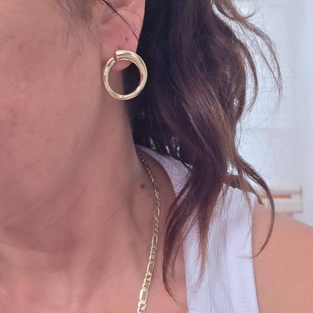 14 Ayar Altın Renkli Kesik Halka Küpe