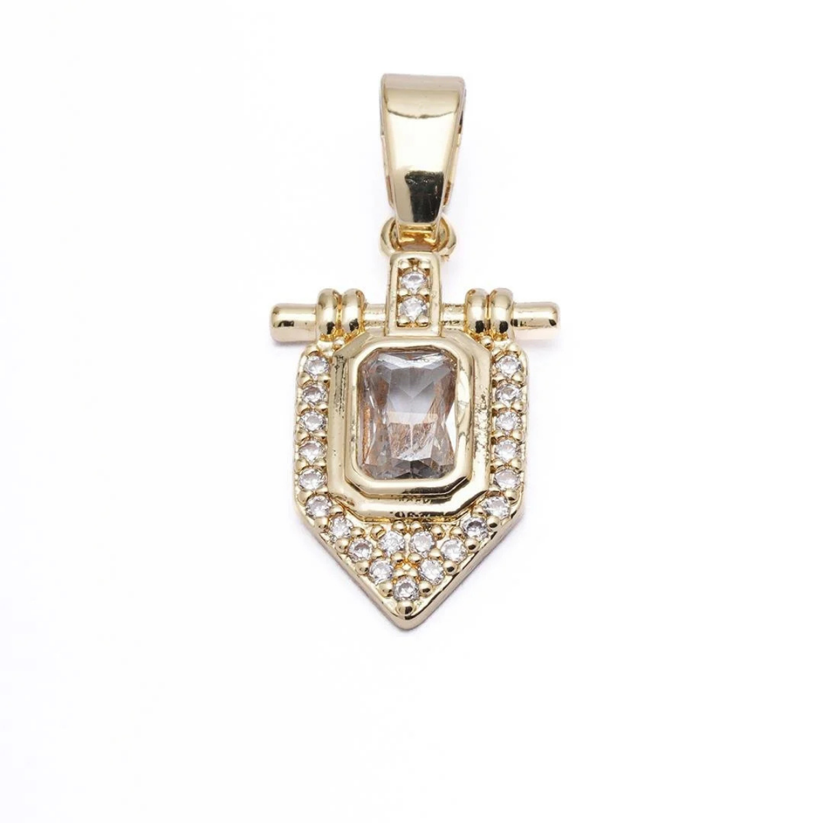 14 K Zirkon Taşlı Üçgen Kolye Ucu