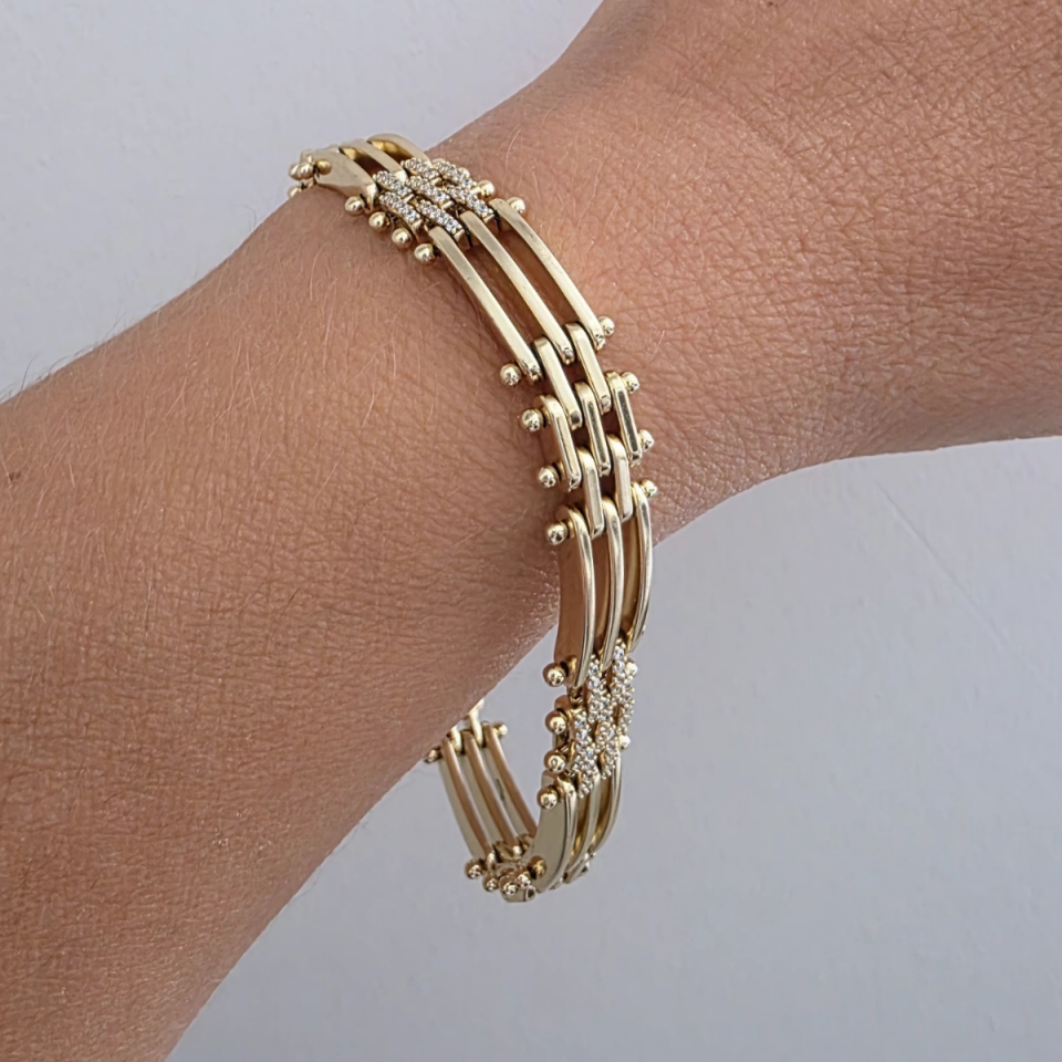 14 Ayar Altın Renginde Zirkon Taşlı Bileklik