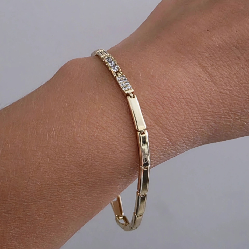 14 Ayar Altın Renkli Zirkon Plaka Bileklik