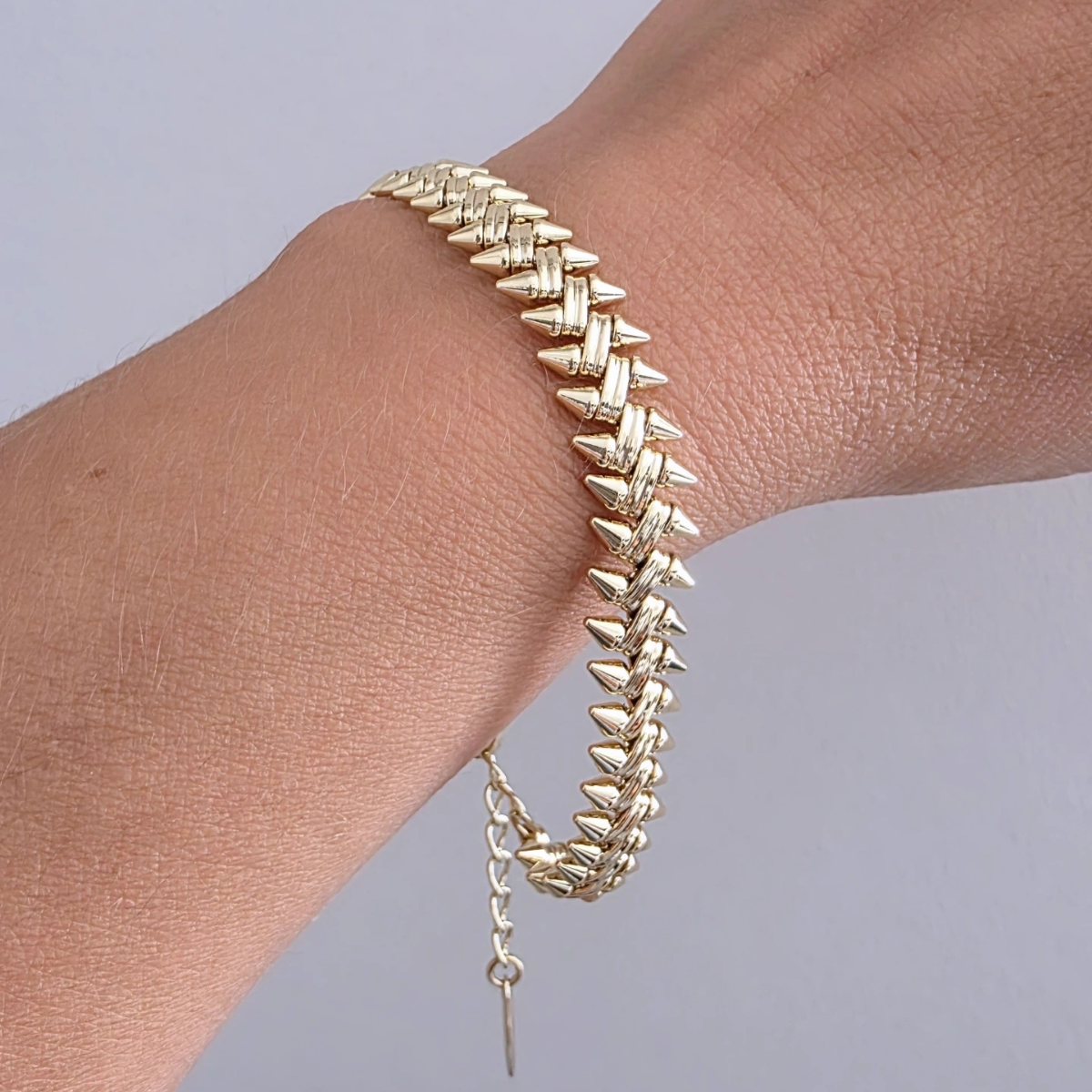 14 Ayar Altın Renkli Yassı Bileklik