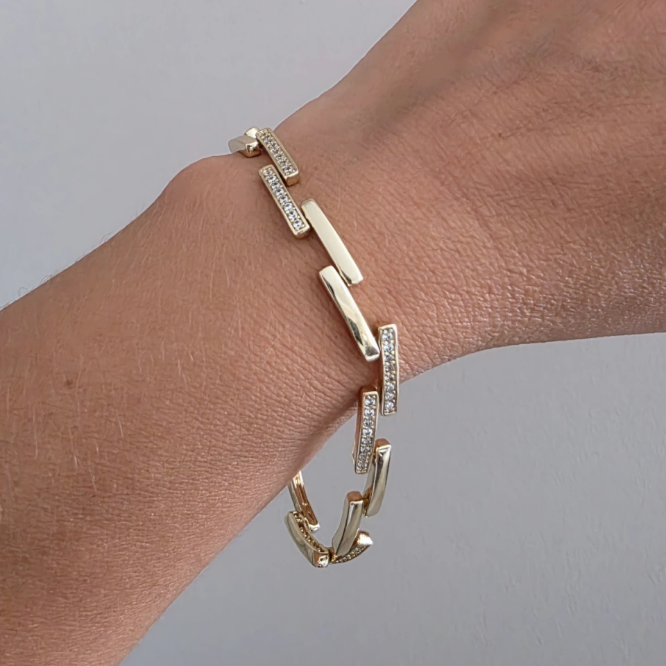 14 Ayar Altın Renkli Zirkon Taşlı Zigzag Bileklik
