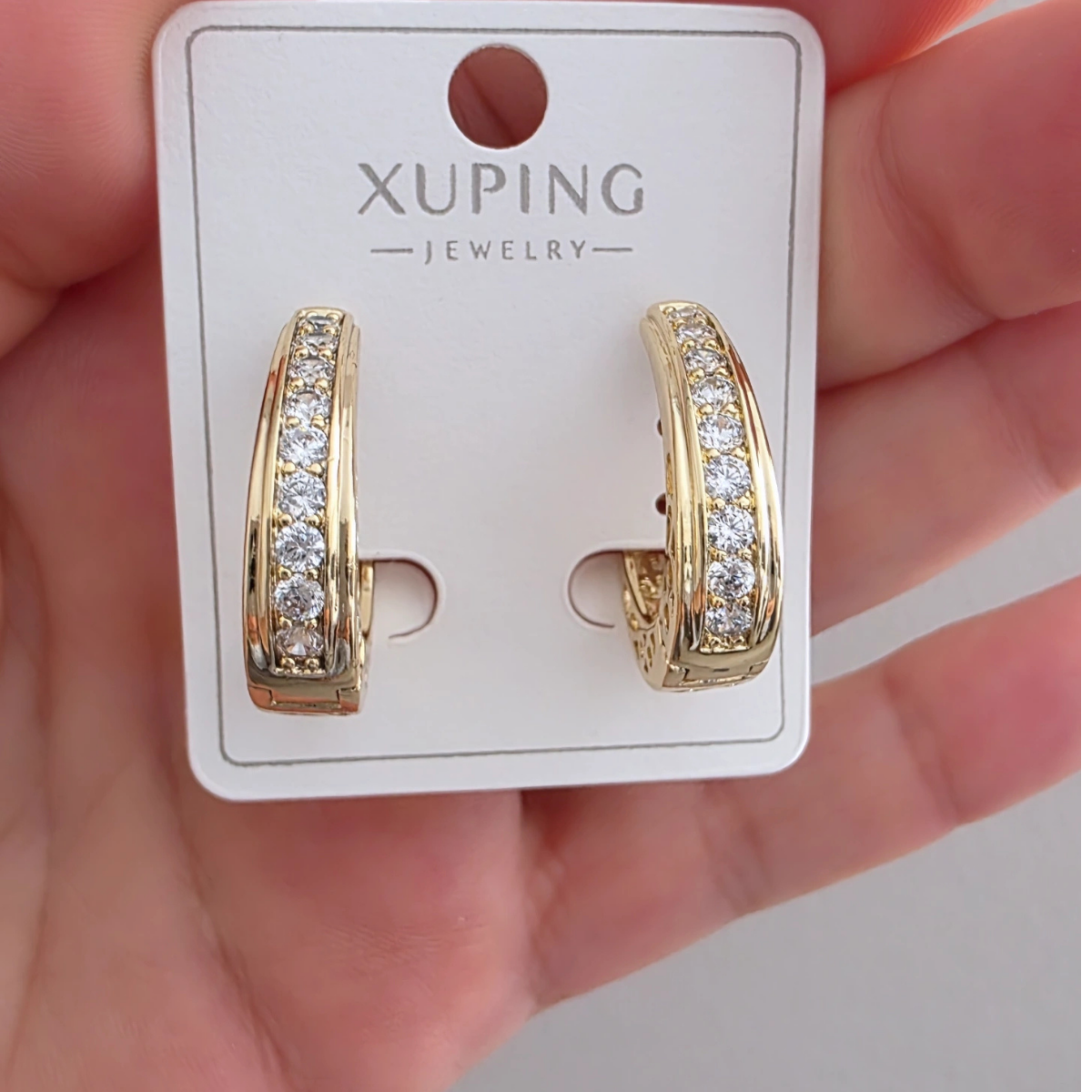 14 Ayar Altın Renkli Zirkon Taşlı Küpe