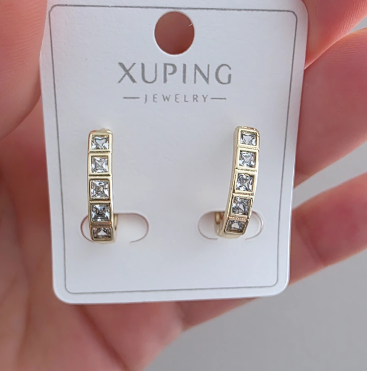 14 Ayar Altın Renkli Baget Taşlı Halka Küpe