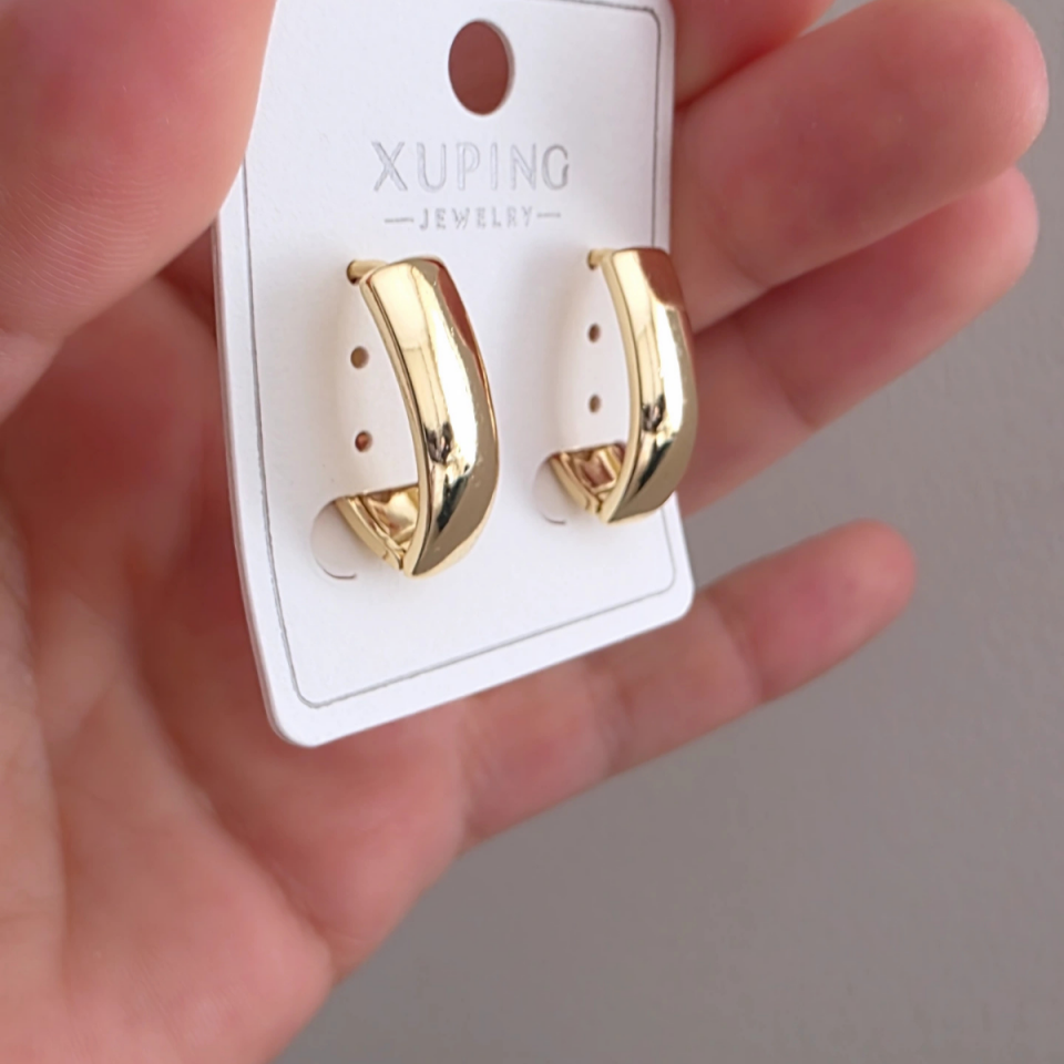 14 Ayar Altın Renkli Küpe