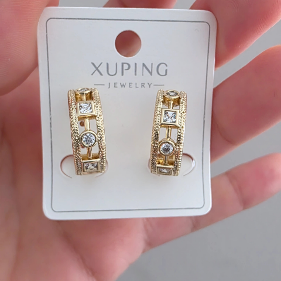 14 Ayar Altın Renkli Zirkon Taşlı Küpe