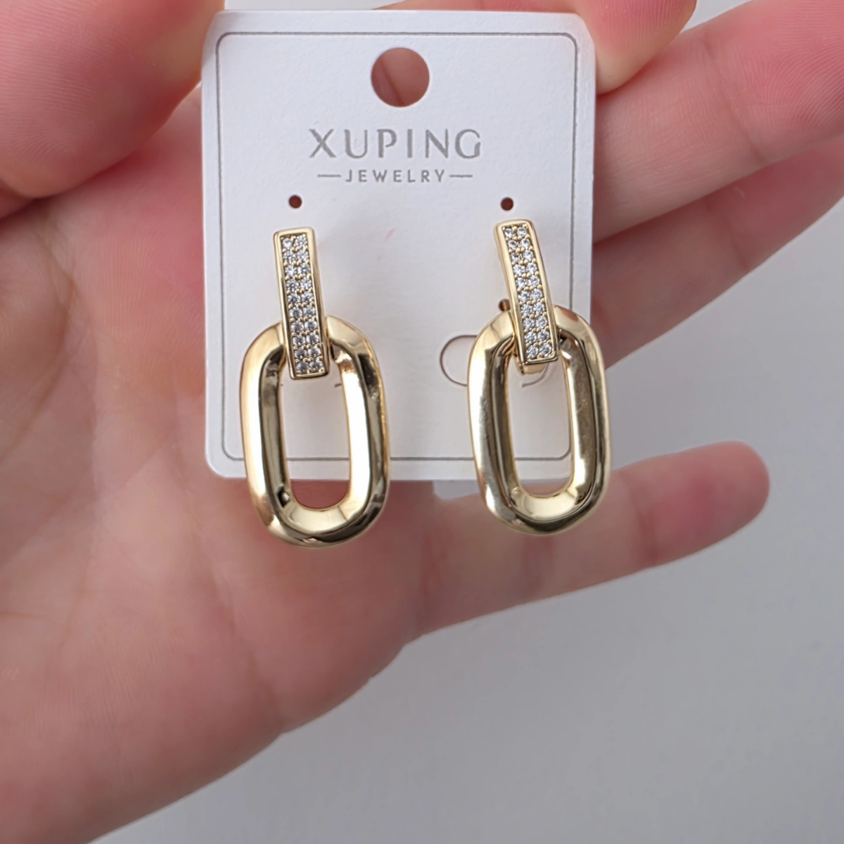 14 Ayar Altın Renkli Zirkon Taşlı Oval Küpe