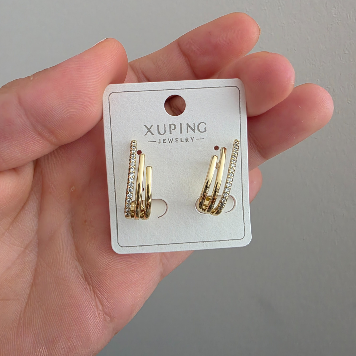 14 Ayar Altın Renkli Zirkon Taşlı Küpe