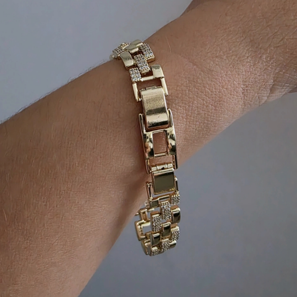 14 Ayar Altın Renkli Zirkon Taşlı Kare Bileklik