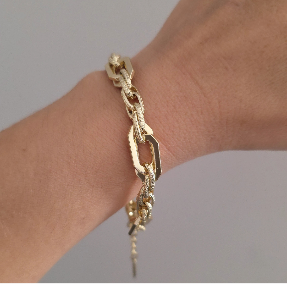 14 Ayar Altın Çift Sıra Renkli Ataç Sarmal Çelik Bilekli