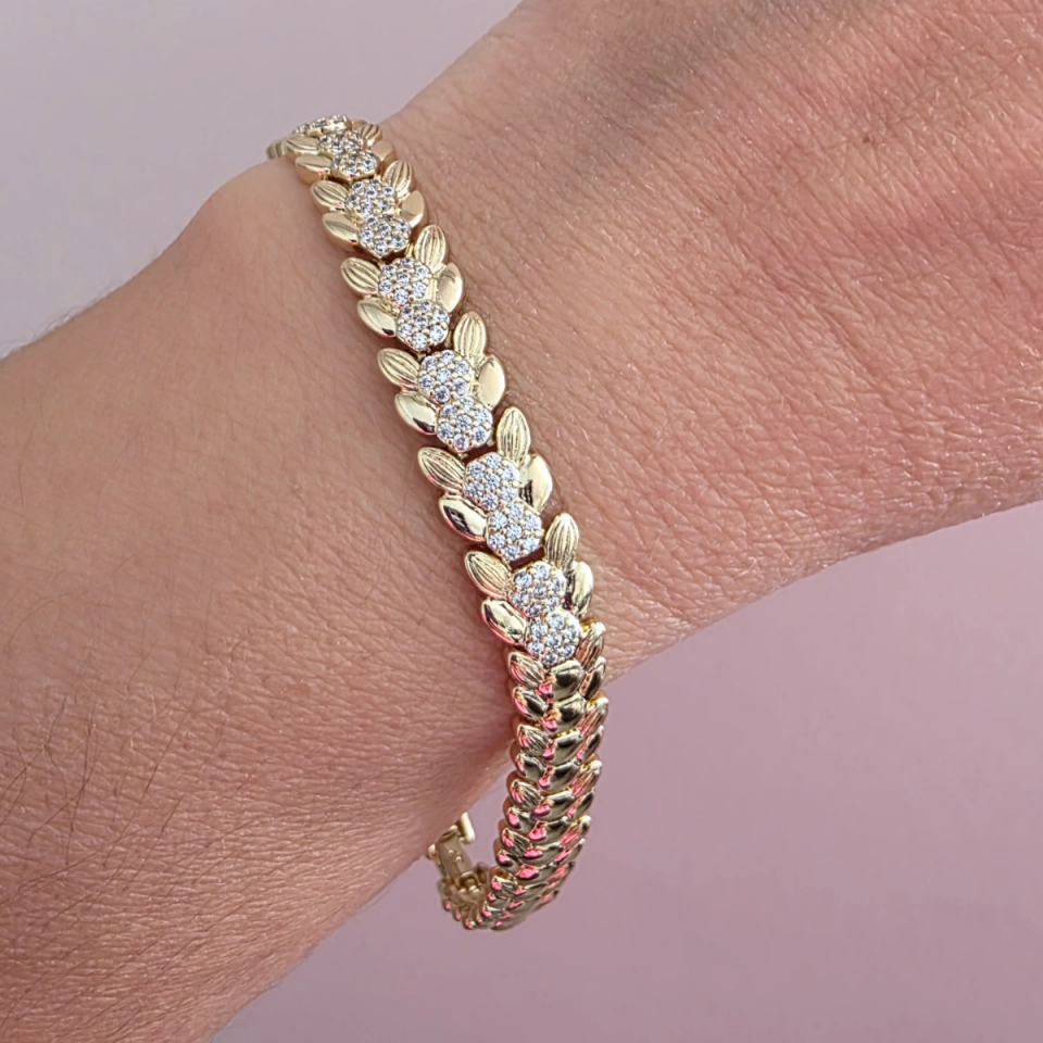 14 Ayar Altın Renkli Zirkon Taşlı Yaprak Desen Çelik Bileklik