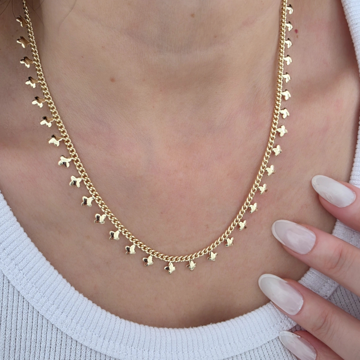 14 AYAR ALTIN RENKLİ PLAKA YONCA ÇELİK KOLYE