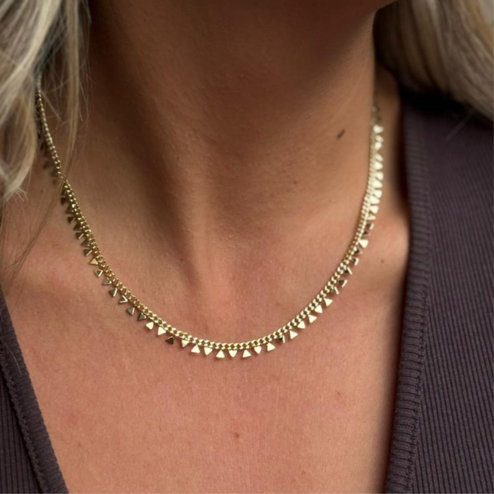 14 AYAR ALTIN RENKLİ HAREKETLİ ÇELİK ÜÇGEN KOLYE 50 CM