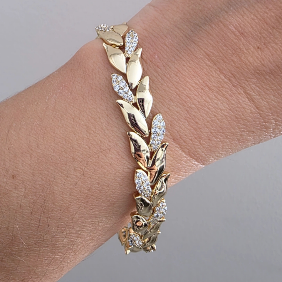 14 AYAR ALTIN RENKLİ ZİRKON TAŞLI YAPRAK DESEN BİLEKLİK