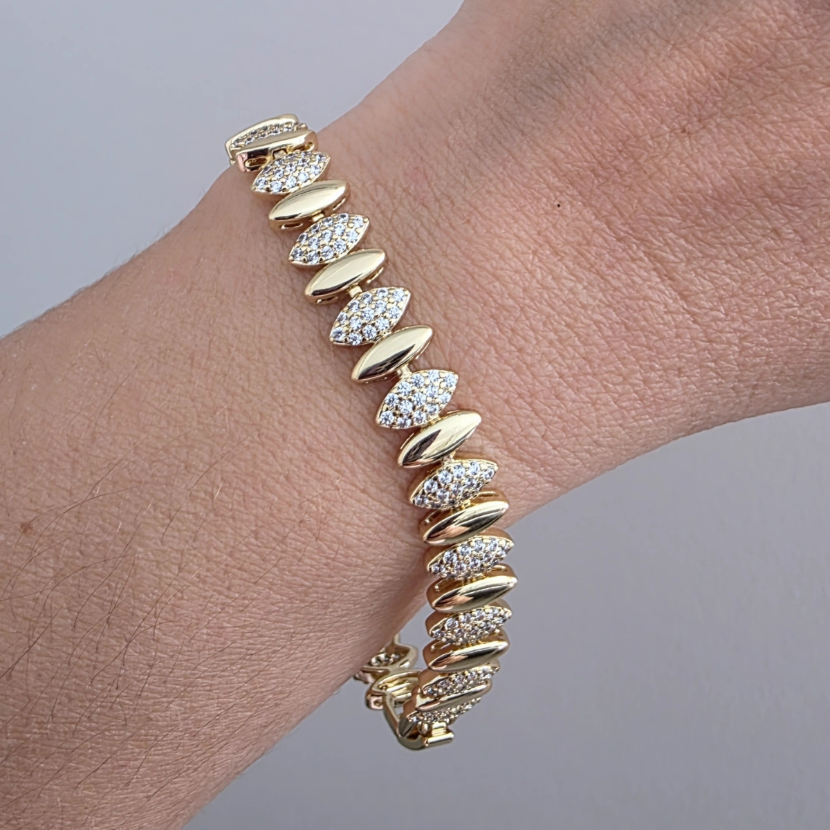 14K KUYUM MODEL ZİRKON TAŞLI DAMLA ÇELİK BİLEKLİK